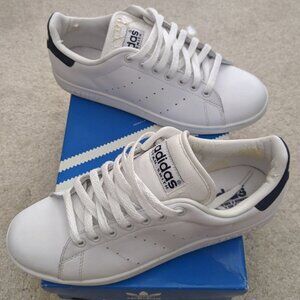 Adidas Stan Smith white/blue size 10 (2002 vintage version)